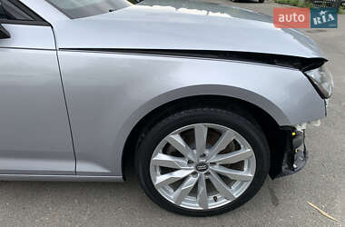 Седан Audi A4 2017 в 