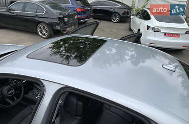 Седан Audi A4 2017 в 