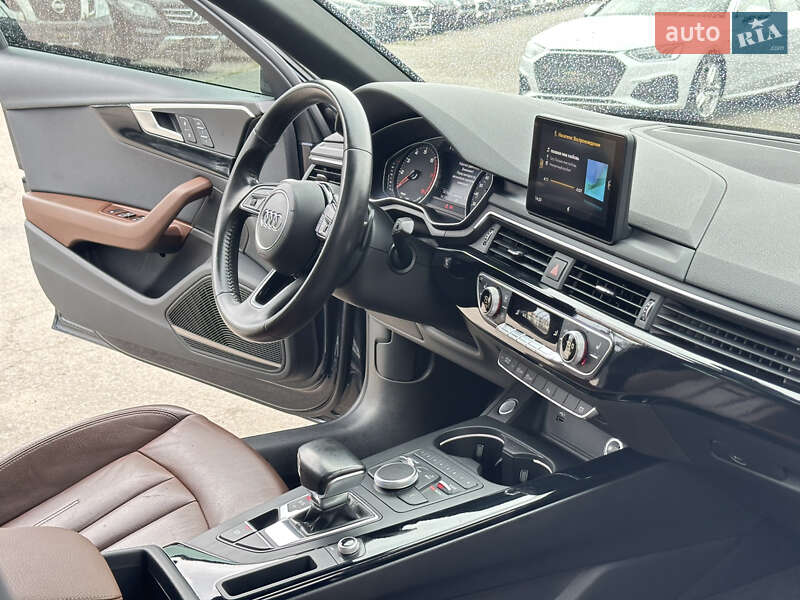 Седан Audi A4 2018 в Харкові