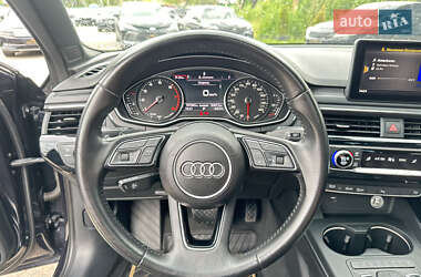 Седан Audi A4 2018 в 