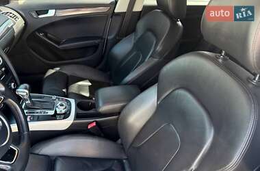 Седан Audi A4 2012 в 