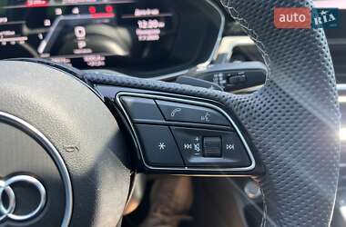 Седан Audi A4 2023 в 