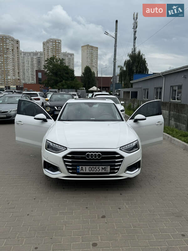 Седан Audi A4 2020 в Києві
