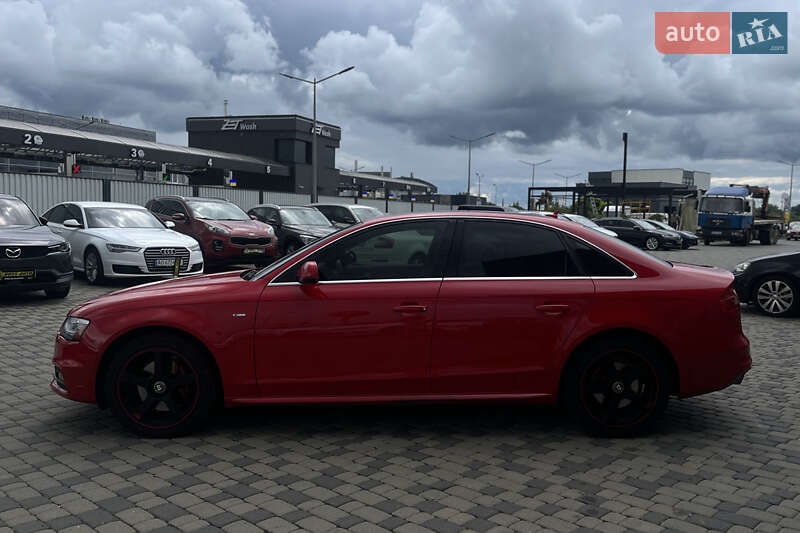 Седан Audi A4 2013 в Мукачевому