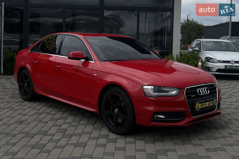 Седан Audi A4 2013 в Мукачевому