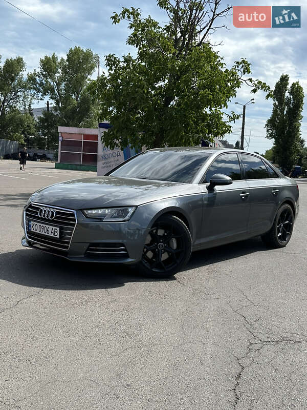 Audi A4 2016