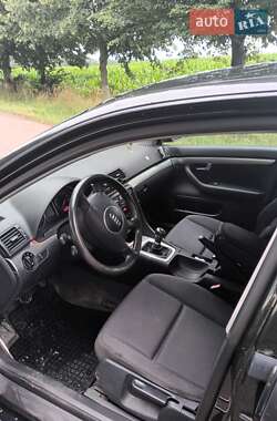 Седан Audi A4 2002 в 