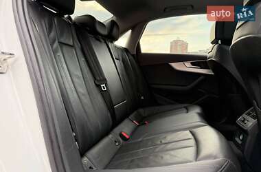 Седан Audi A4 2017 в 