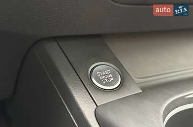 Седан Audi A4 2017 в 