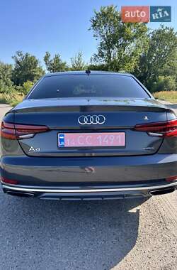 Седан Audi A4 2019 в 