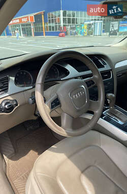 Седан Audi A4 2011 в 