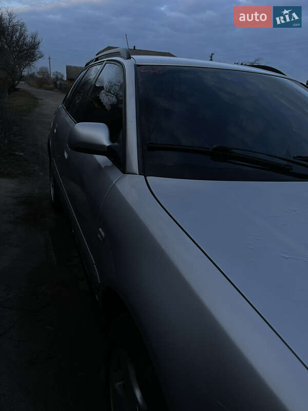 Универсал Audi A4 2001 в Чуднове