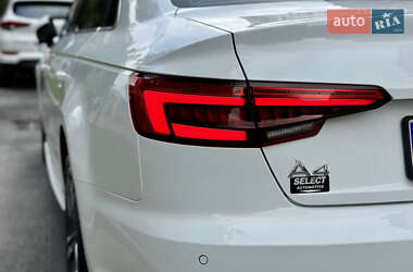 Седан Audi A4 2017 в 