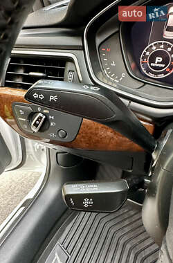 Седан Audi A4 2017 в 