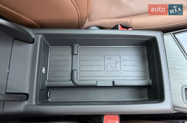 Седан Audi A4 2022 в 