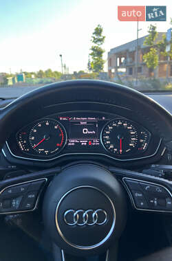 Седан Audi A4 2018 в 