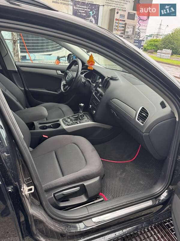 Универсал Audi A4 2012 в Львове