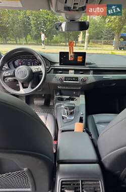 Седан Audi A4 2017 в 