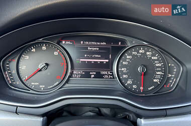Седан Audi A4 2018 в 