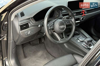 Седан Audi A4 2018 в 