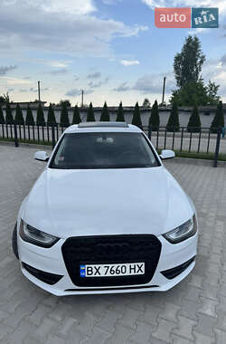Седан Audi A4 2012 в 