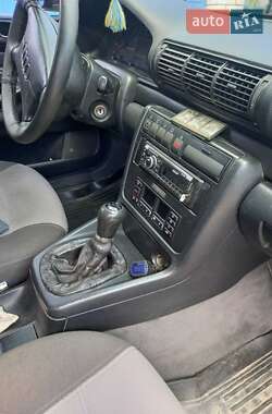 Универсал Audi A4 1997 в 