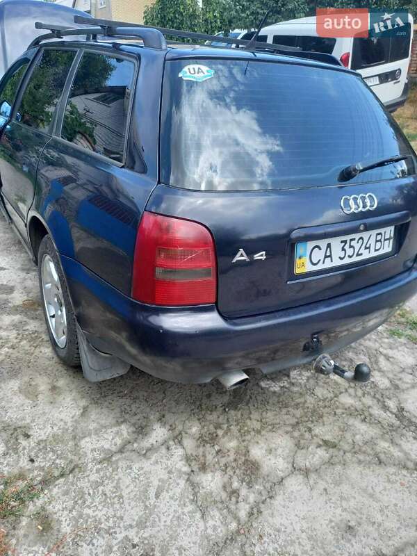 Универсал Audi A4 1997 в Умани
