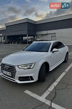 Седан Audi A4 2016 в 