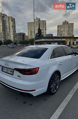 Седан Audi A4 2016 в 