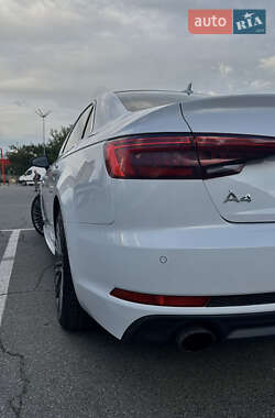 Седан Audi A4 2016 в 