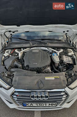 Седан Audi A4 2016 в 