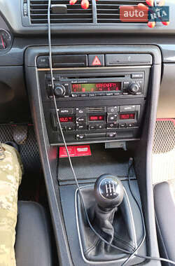 Универсал Audi A4 2002 в 