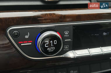Седан Audi A4 2019 в 