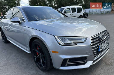 Седан Audi A4 2017 в Дніпрі