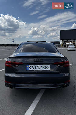 Седан Audi A4 2016 в 