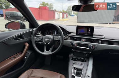 Седан Audi A4 2017 в 