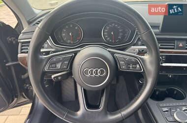 Седан Audi A4 2019 в 