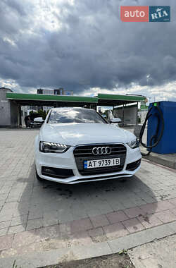 Седан Audi A4 2014 в Ивано-Франковске