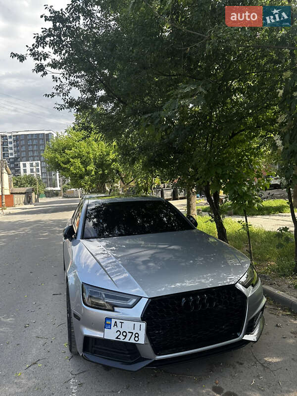 Седан Audi A4 2017 в Ивано-Франковске