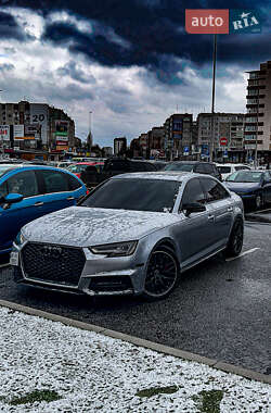 Седан Audi A4 2017 в 