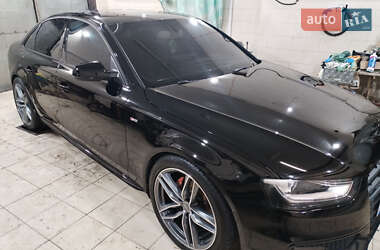 Седан Audi A4 2014 в 