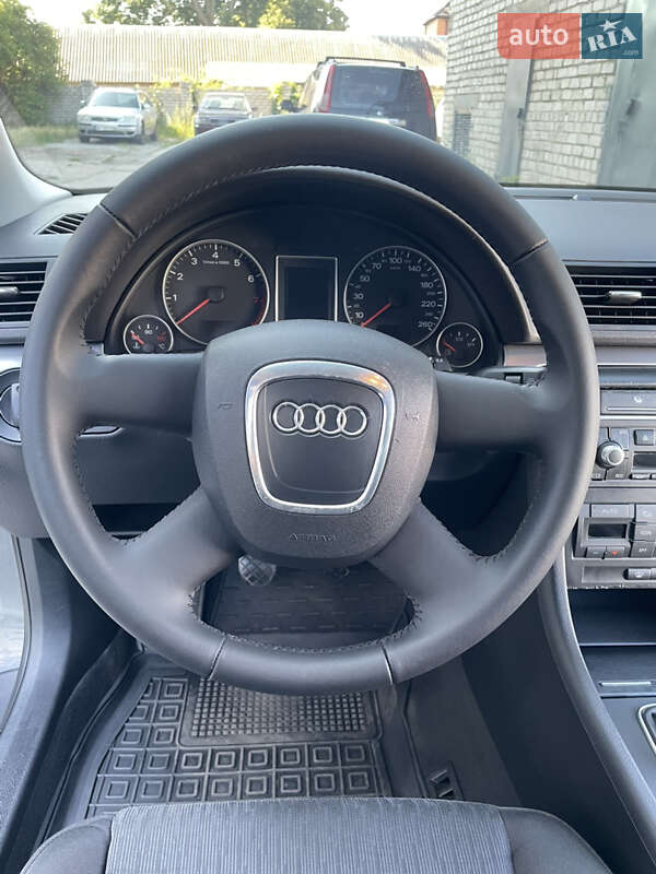Седан Audi A4 2006 в Коростышеве