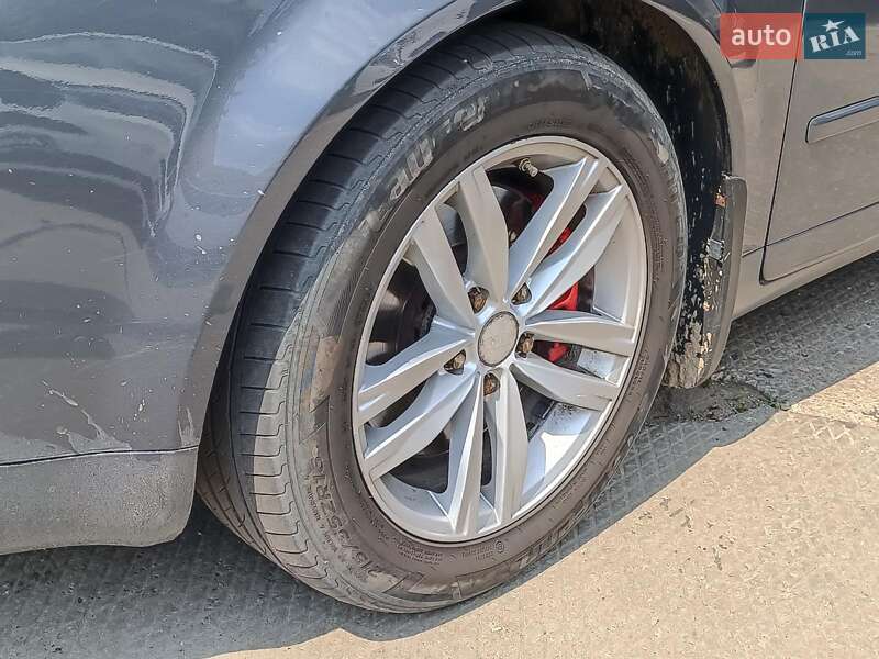 Седан Audi A4 2005 в Харкові