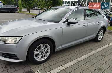 Универсал Audi A4 2016 в 