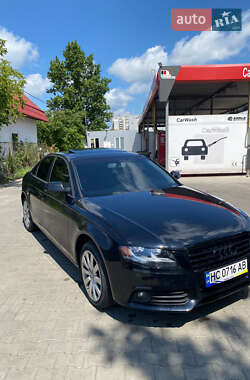 Седан Audi A4 2011 в Львове