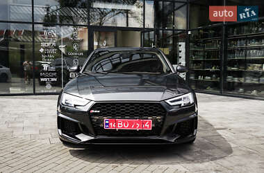 Седан Audi A4 2018 в Ужгороді