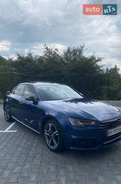 Седан Audi A4 2017 в 