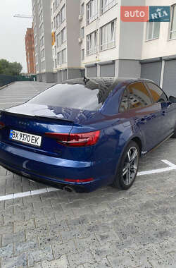 Седан Audi A4 2017 в 