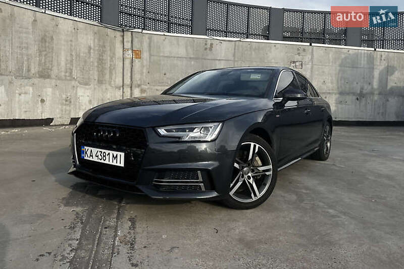 Седан Audi A4 2017 в 