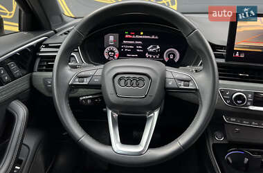 Седан Audi A4 2020 в 
